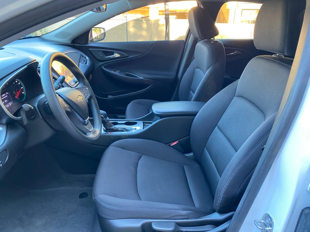 Chevrolet Malibu 4dr Sdn LS w/1LS 2024