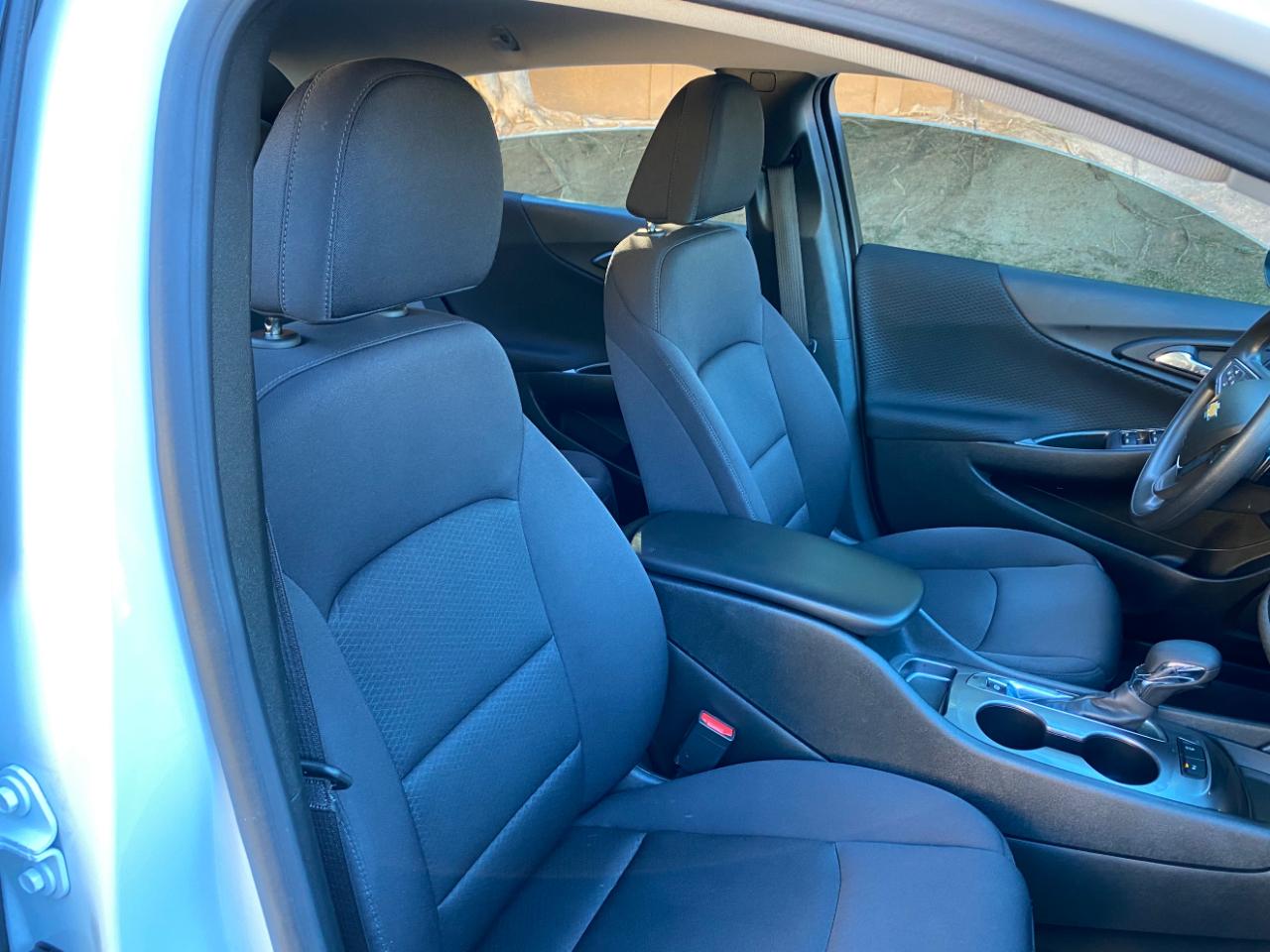 Chevrolet Malibu 4dr Sdn LS w/1LS 2024