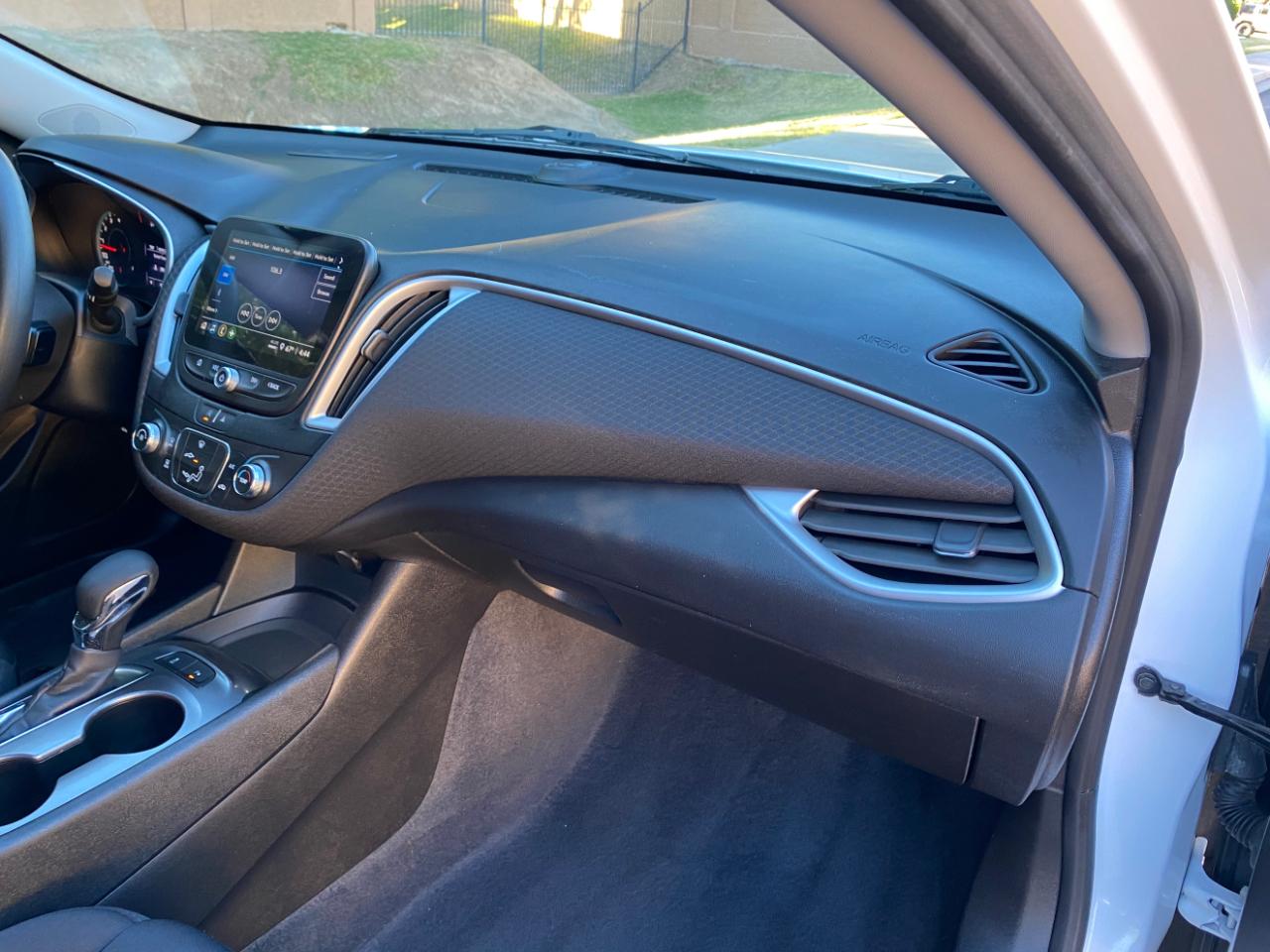 Chevrolet Malibu 4dr Sdn LS w/1LS 2024