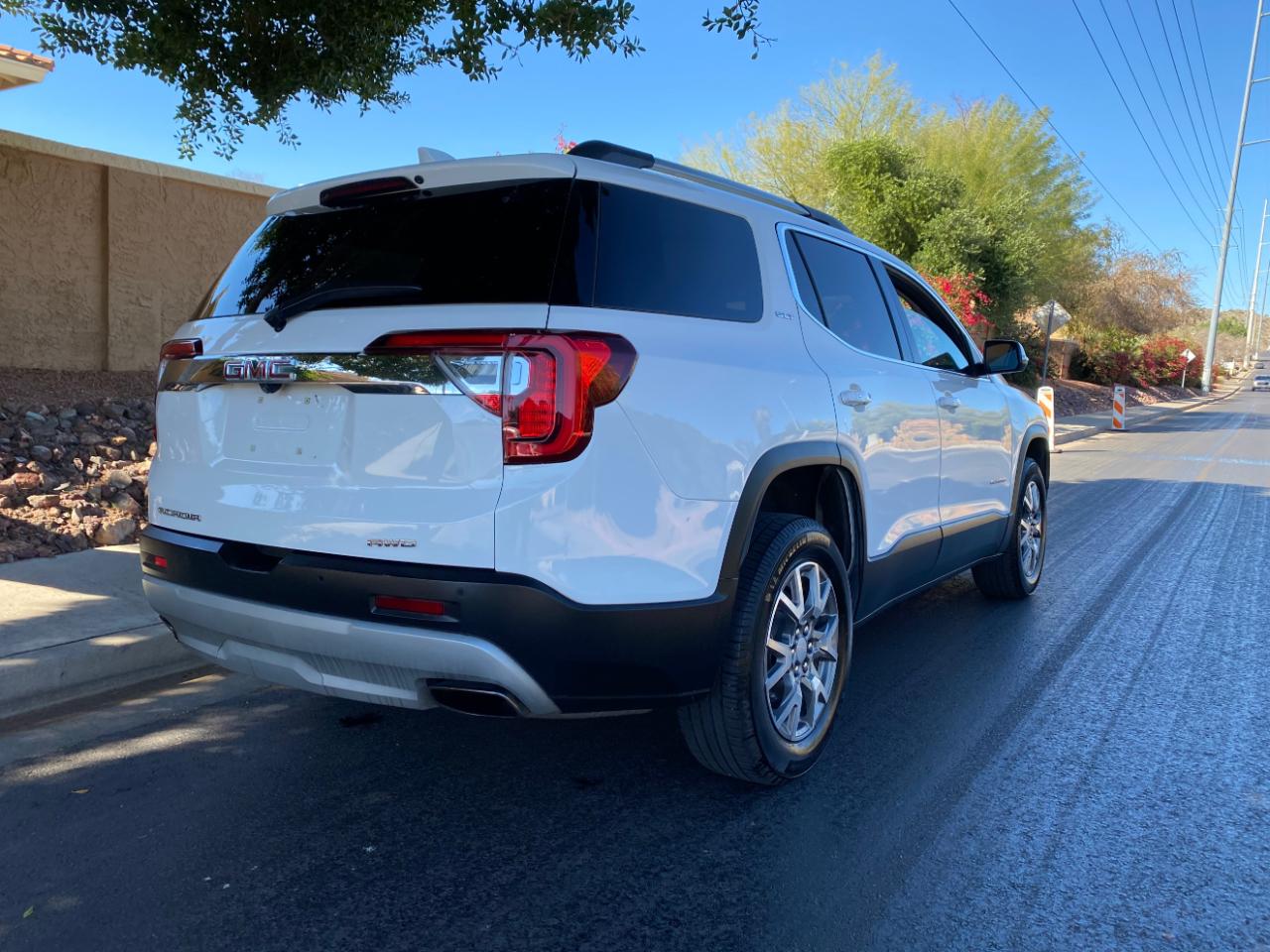 GMC Acadia AWD 4dr SLT 2020