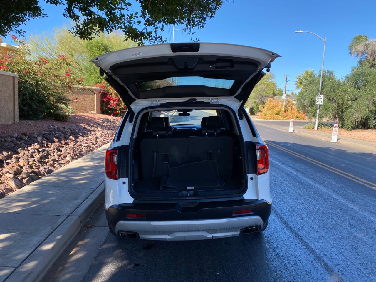 GMC Acadia AWD 4dr SLT 2020