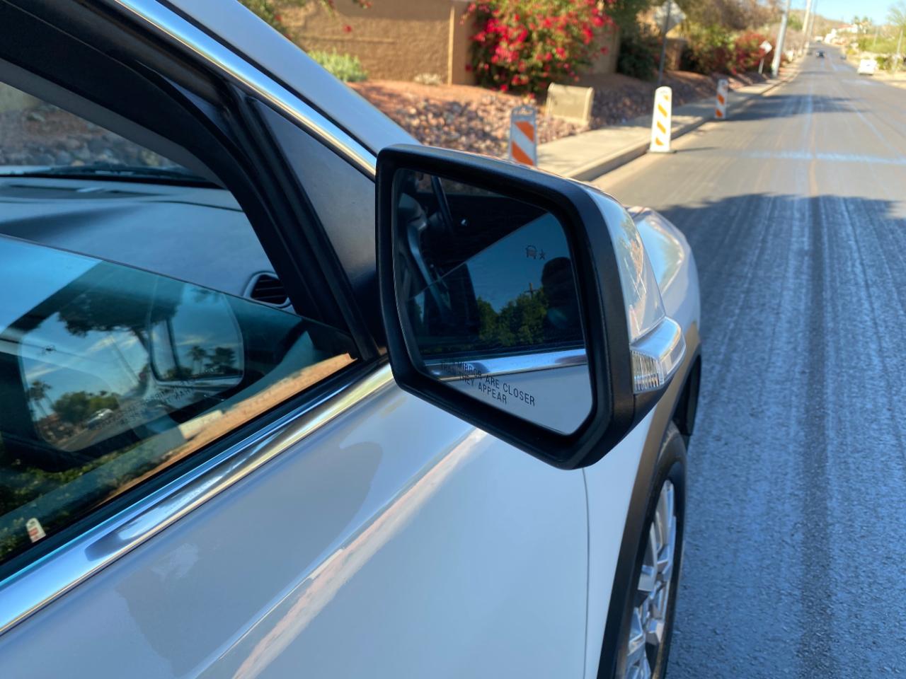 GMC Acadia AWD 4dr SLT 2020