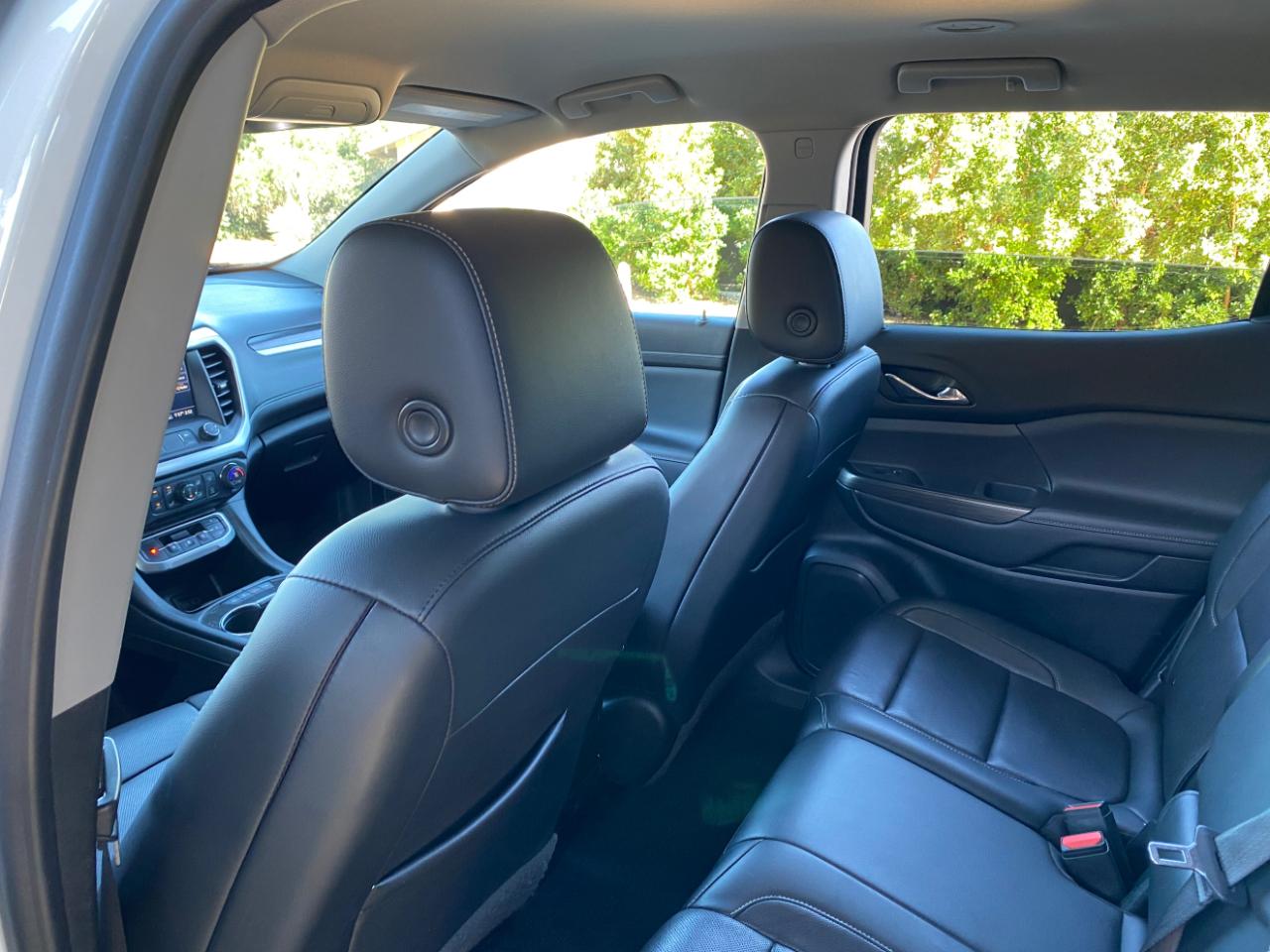 GMC Acadia AWD 4dr SLT 2020