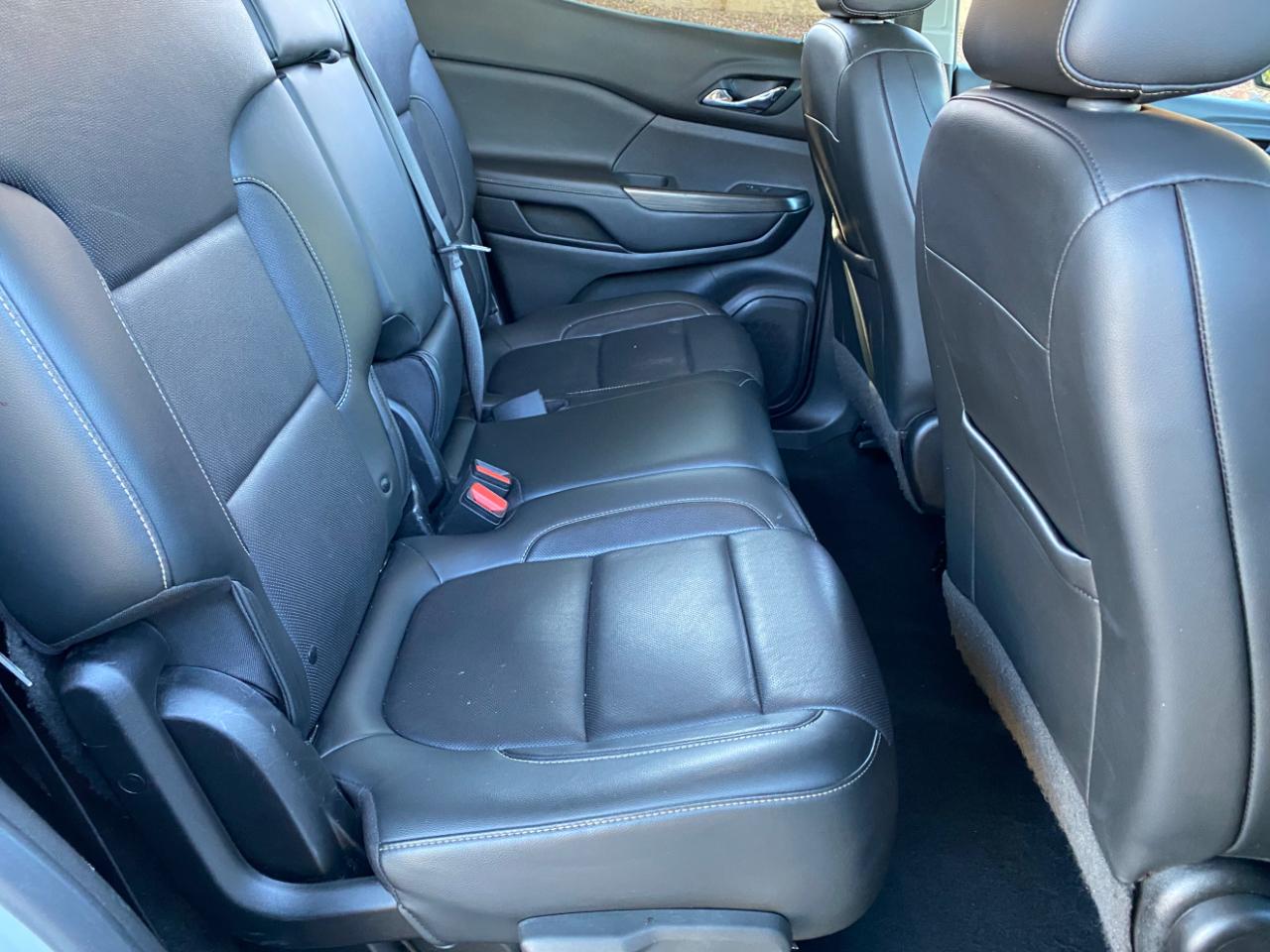 GMC Acadia AWD 4dr SLT 2020