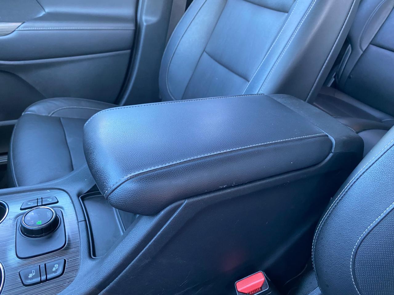 GMC Acadia AWD 4dr SLT 2020