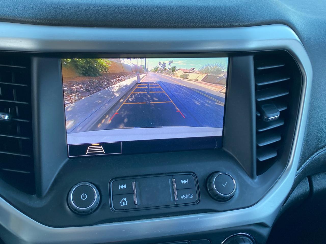 GMC Acadia AWD 4dr SLT 2020