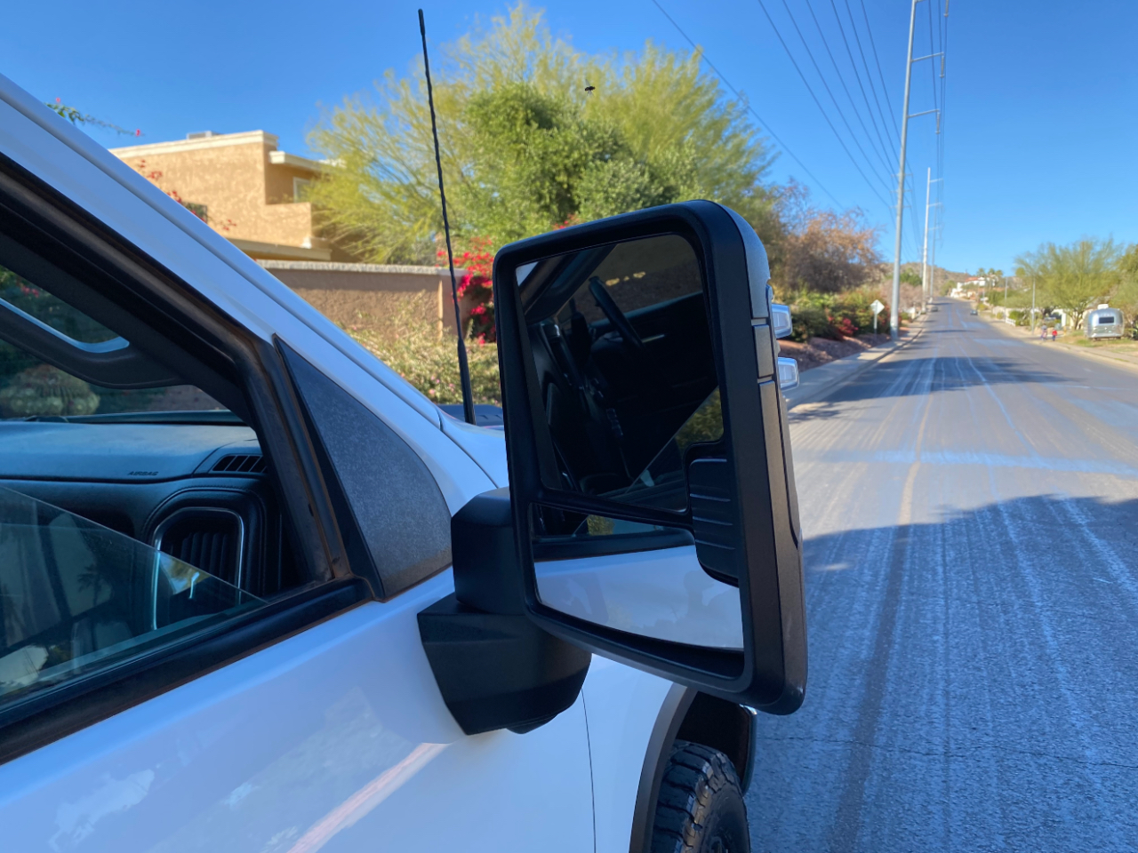 Chevrolet Silverado 2500HD 4WD Reg Cab 142" LT 2022