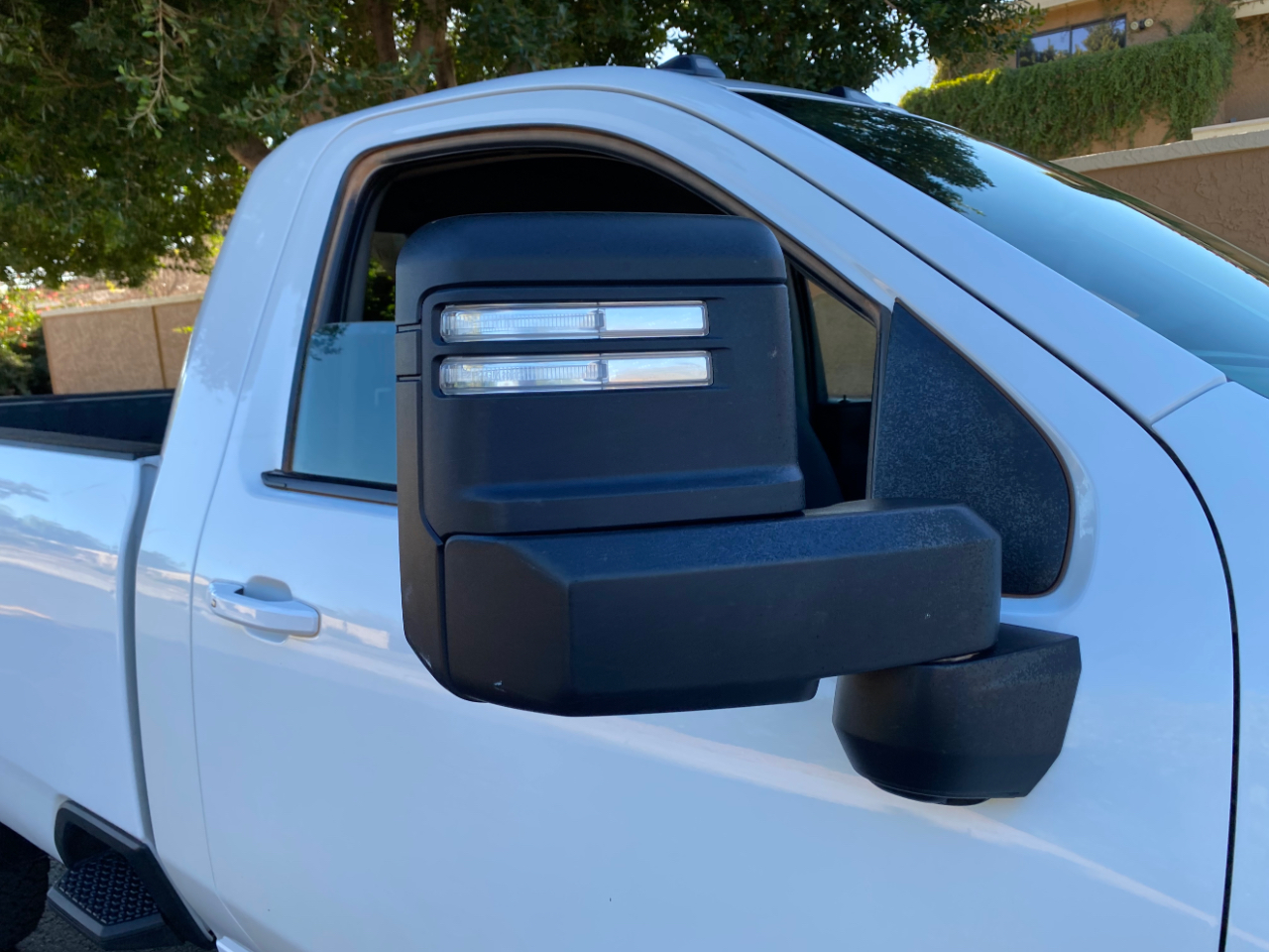 Chevrolet Silverado 2500HD 4WD Reg Cab 142" LT 2022