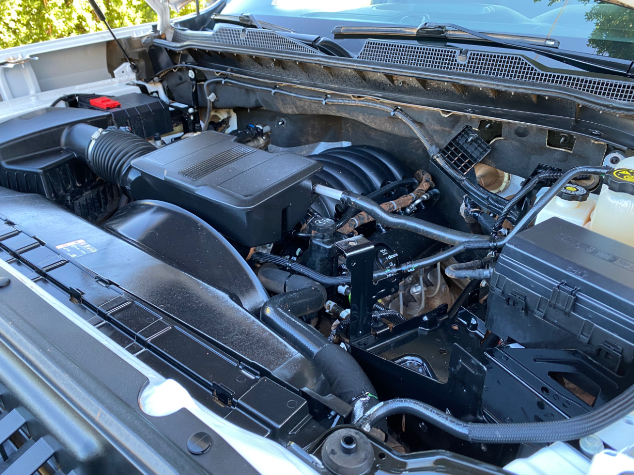 Chevrolet Silverado 2500HD 4WD Reg Cab 142" LT 2022