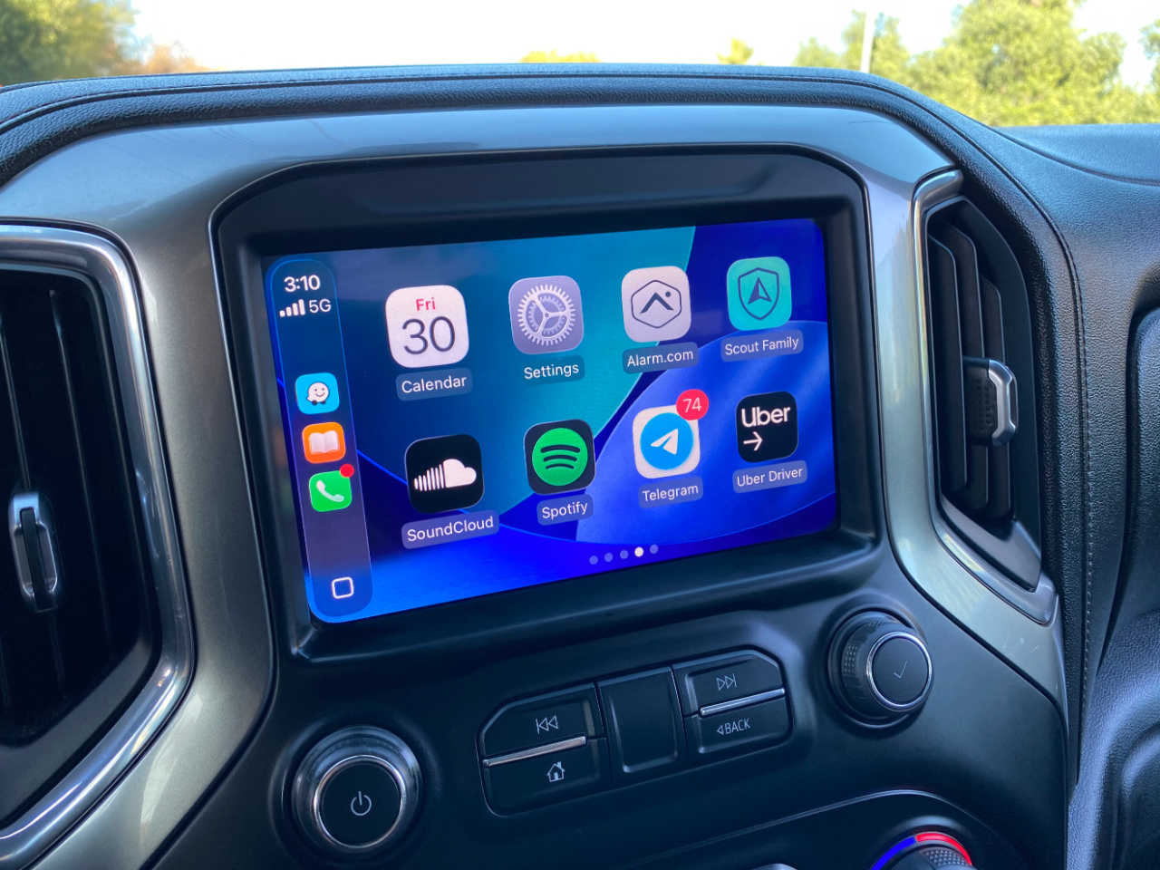 Chevrolet Silverado 2500HD 4WD Reg Cab 142" LT 2022