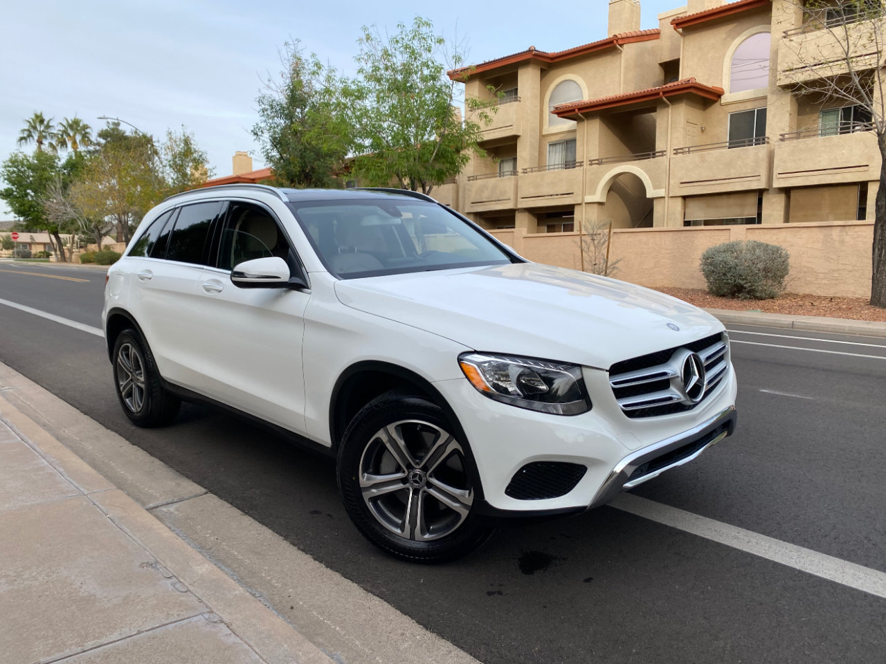 Mercedes-Benz GLC GLC 300 SUV 2017