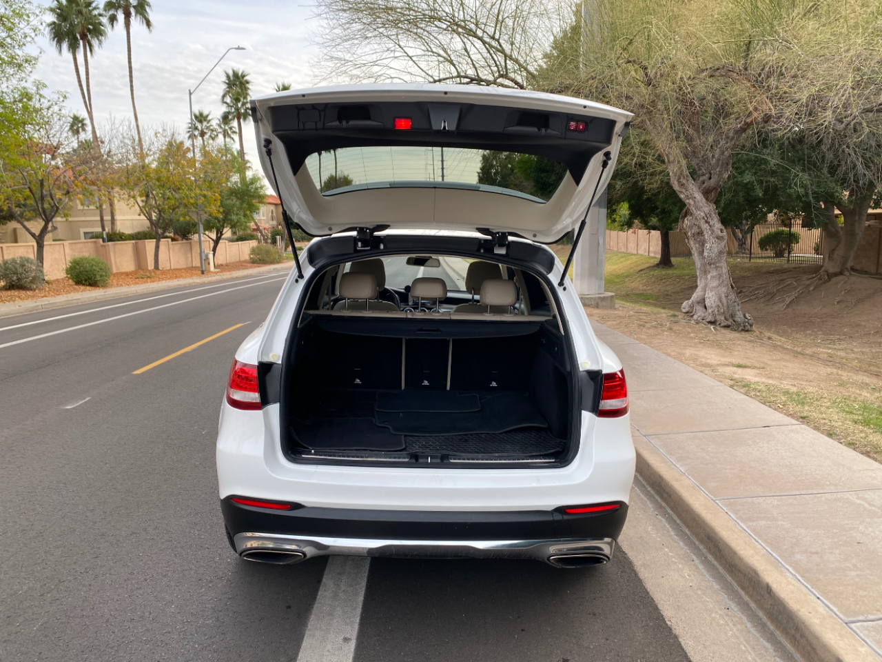 Mercedes-Benz GLC GLC 300 SUV 2017