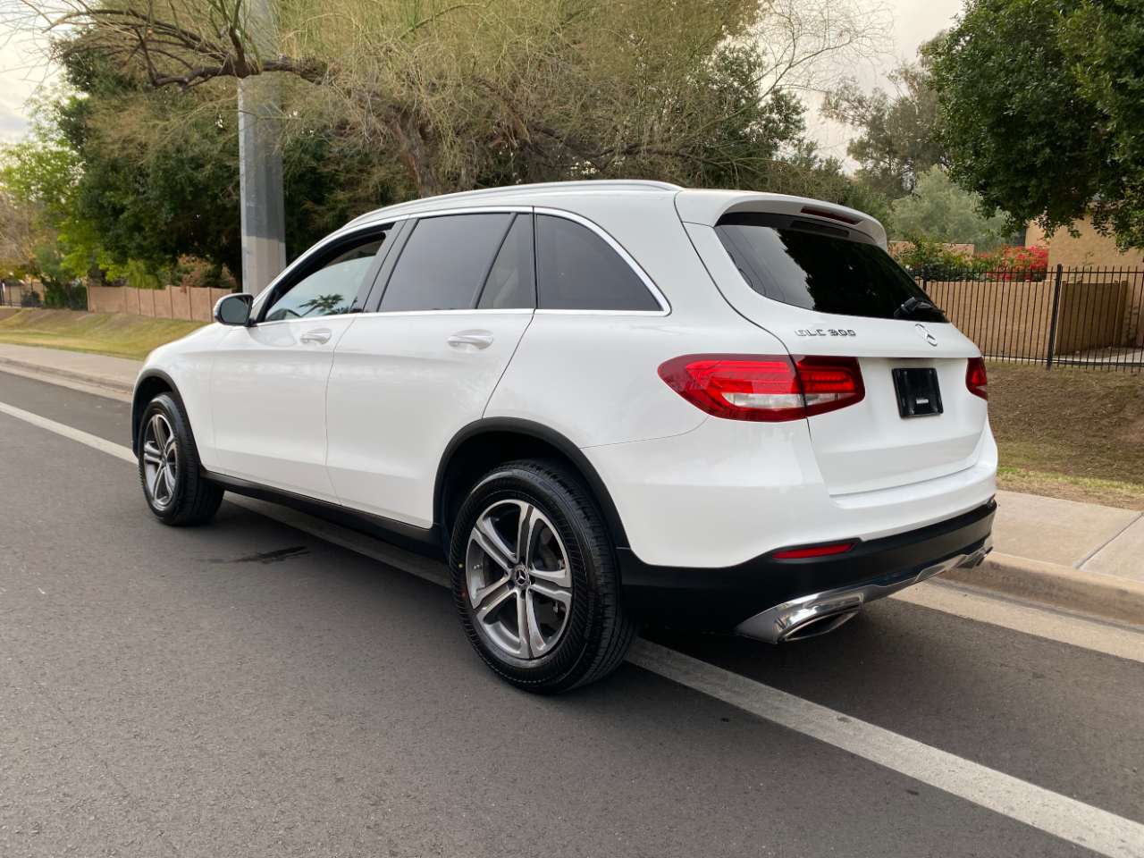 Mercedes-Benz GLC GLC 300 SUV 2017