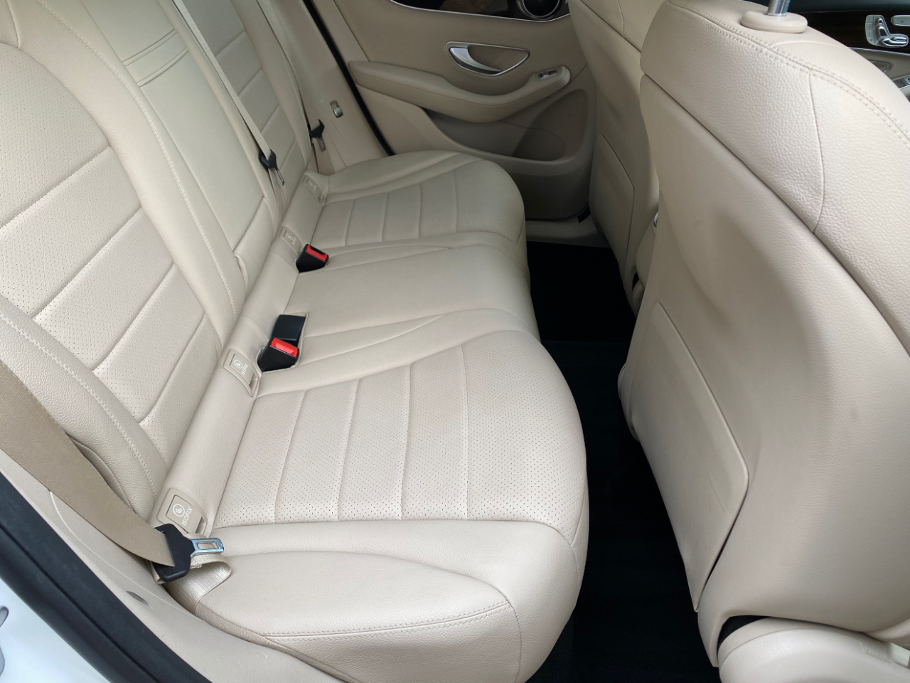 Mercedes-Benz GLC GLC 300 SUV 2017