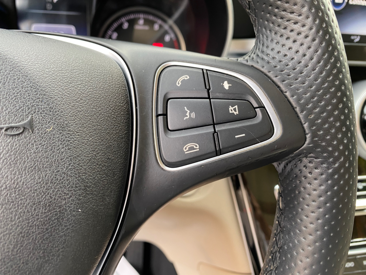 Mercedes-Benz GLC GLC 300 SUV 2017