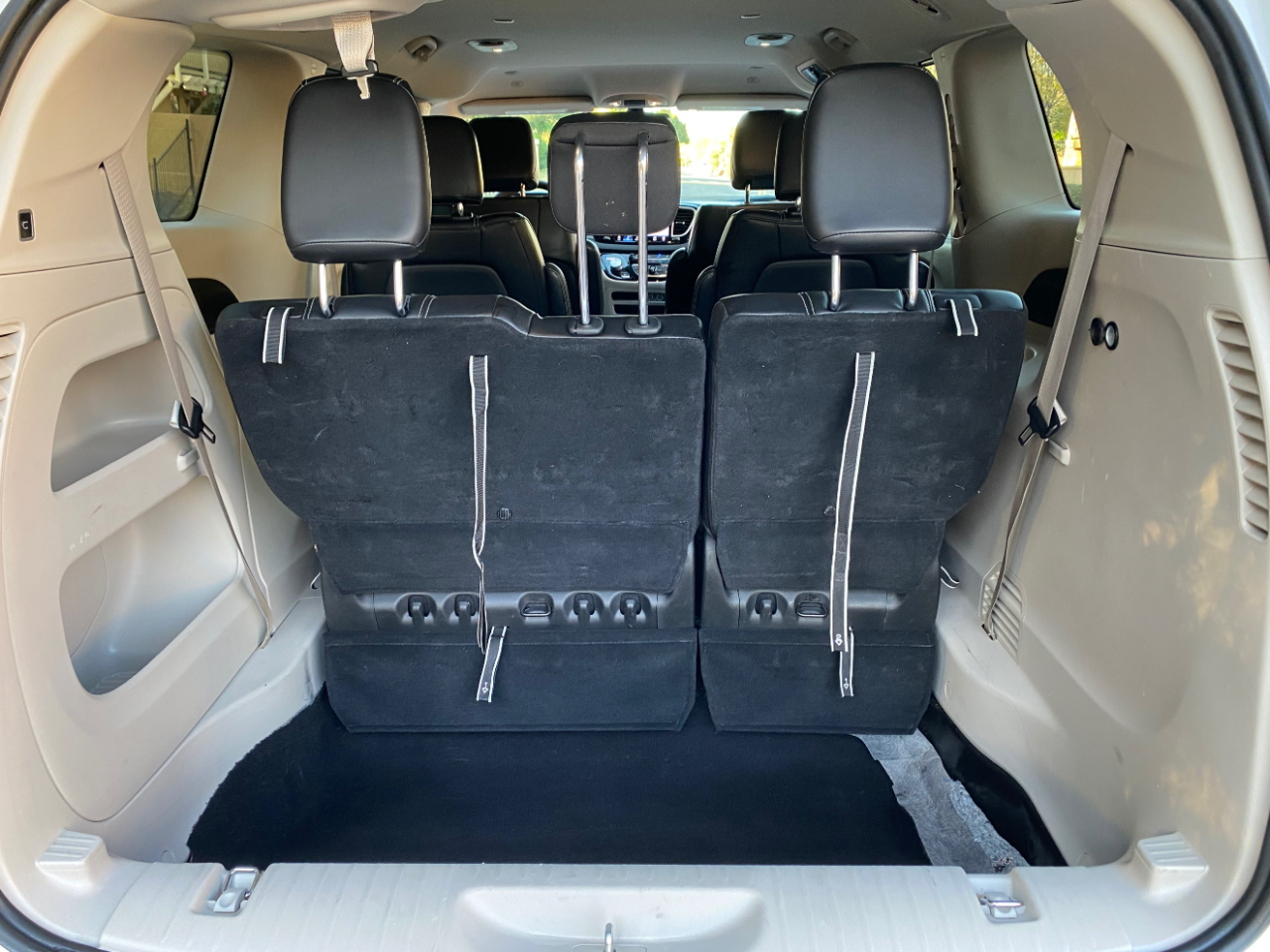 Chrysler Pacifica Touring L FWD 2024