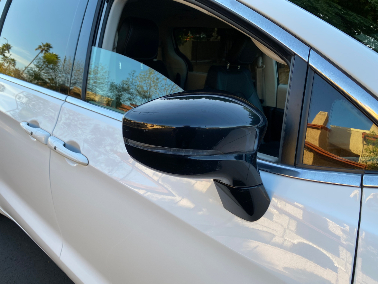 Chrysler Pacifica Touring L FWD 2024