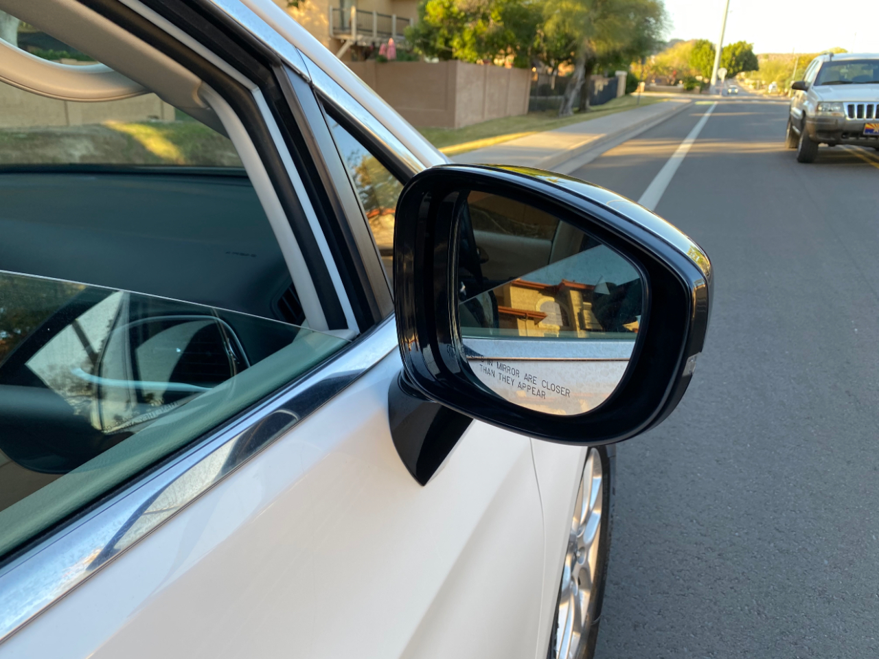 Chrysler Pacifica Touring L FWD 2024