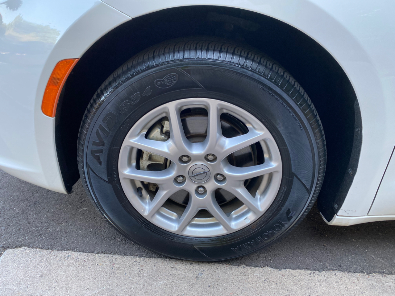 Chrysler Pacifica Touring L FWD 2024