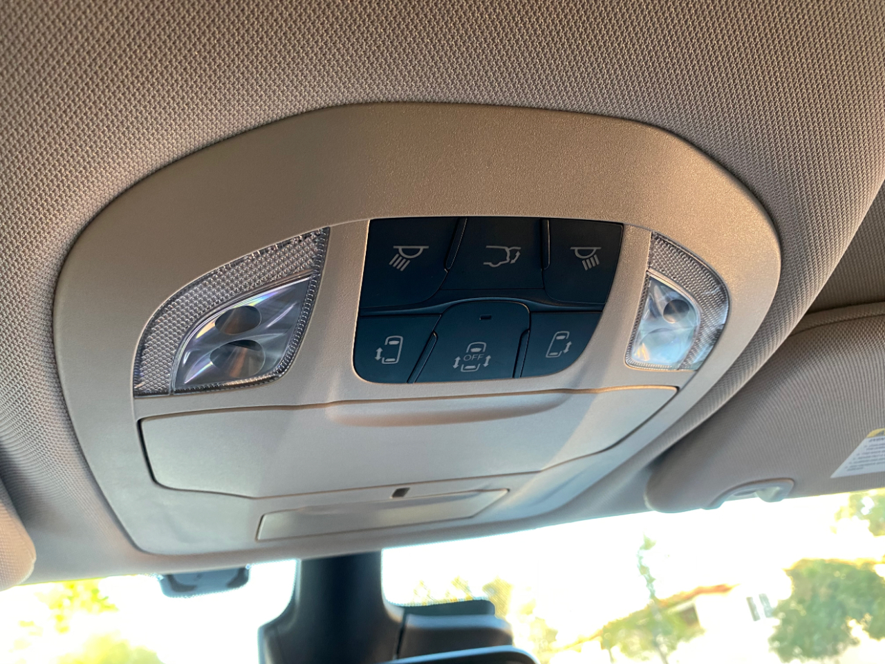 Chrysler Pacifica Touring L FWD 2024