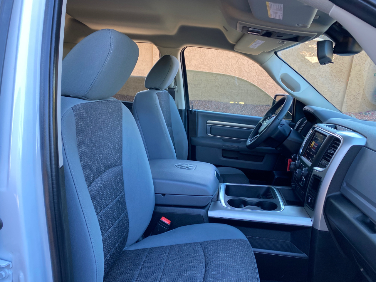 RAM 1500 Classic Warlock 4x2 Quad Cab 6'4" Box 2020