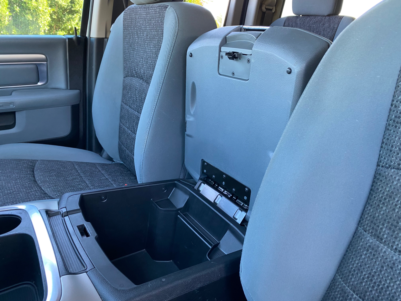 RAM 1500 Classic Warlock 4x2 Quad Cab 6'4" Box 2020