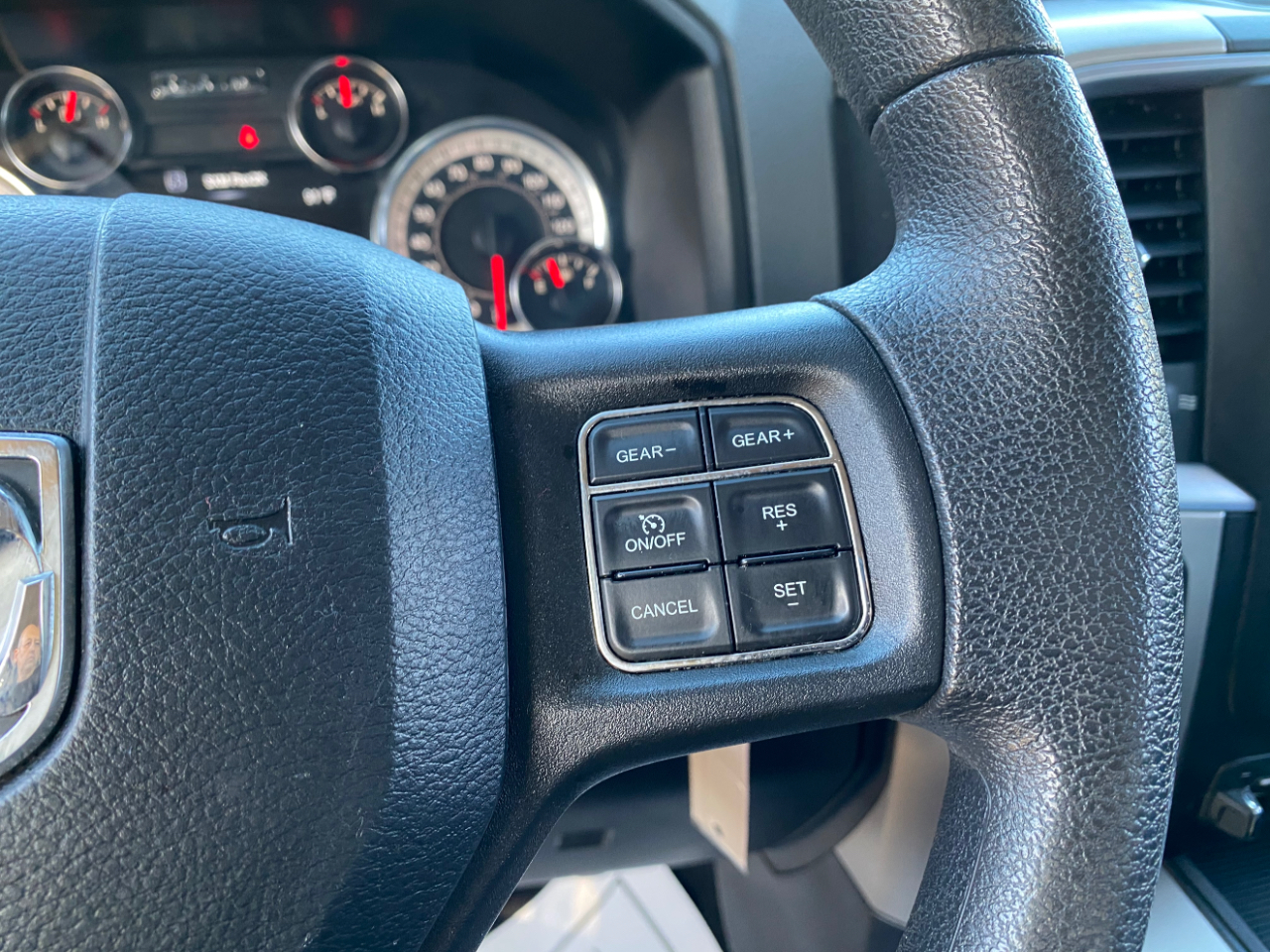 RAM 1500 Classic Warlock 4x2 Quad Cab 6'4" Box 2020