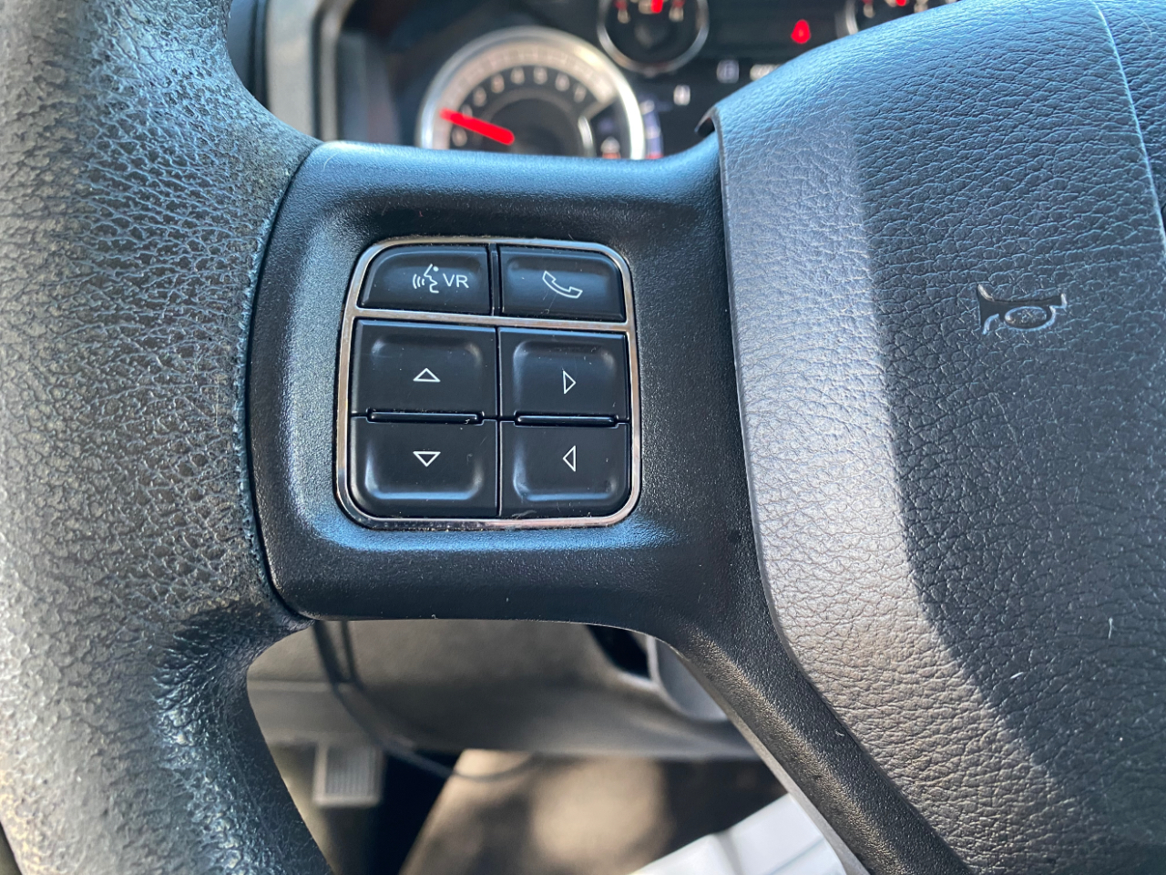 RAM 1500 Classic Warlock 4x2 Quad Cab 6'4" Box 2020