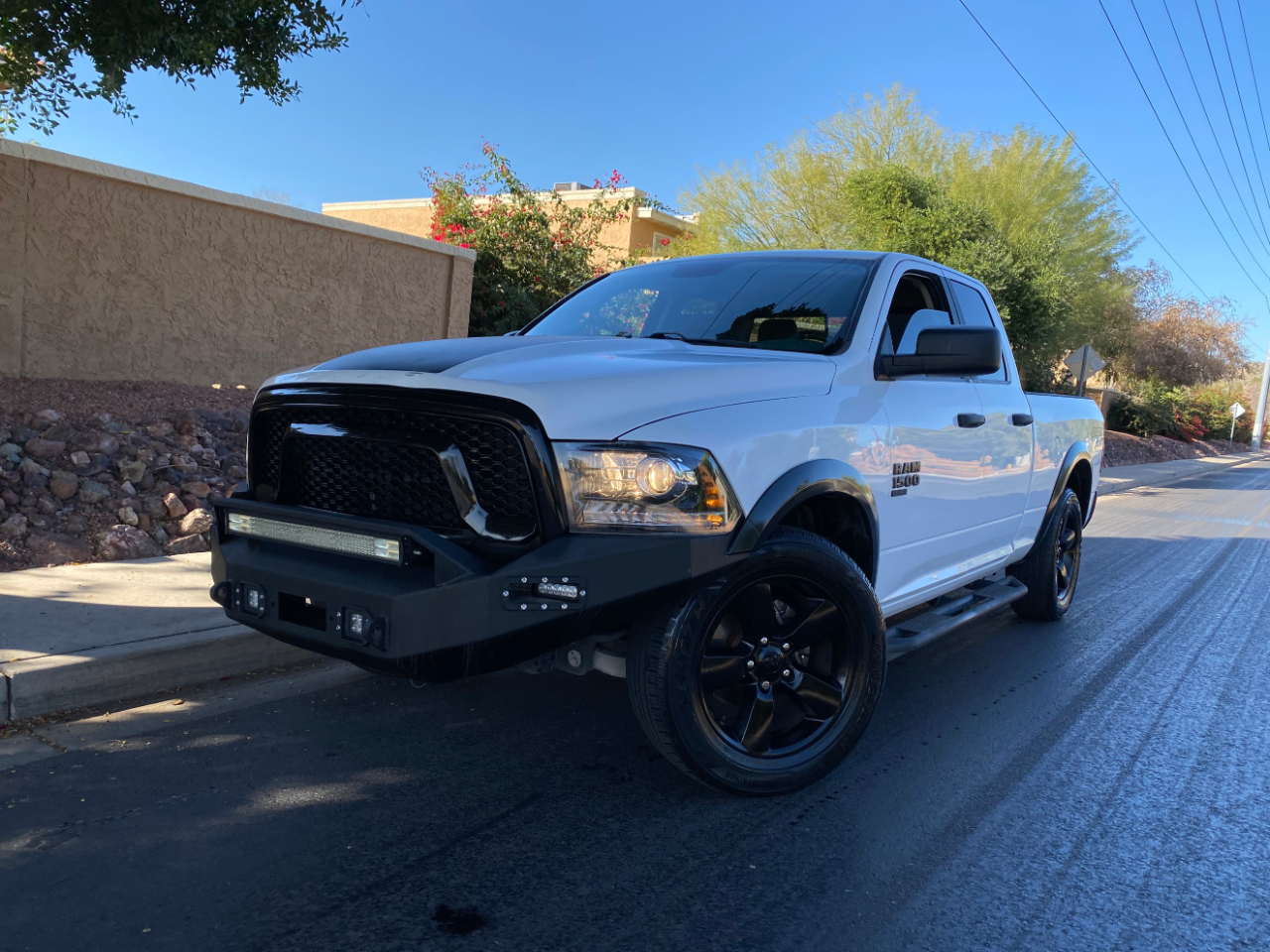 RAM 1500 Classic Warlock 4x2 Quad Cab 6'4" Box 2020