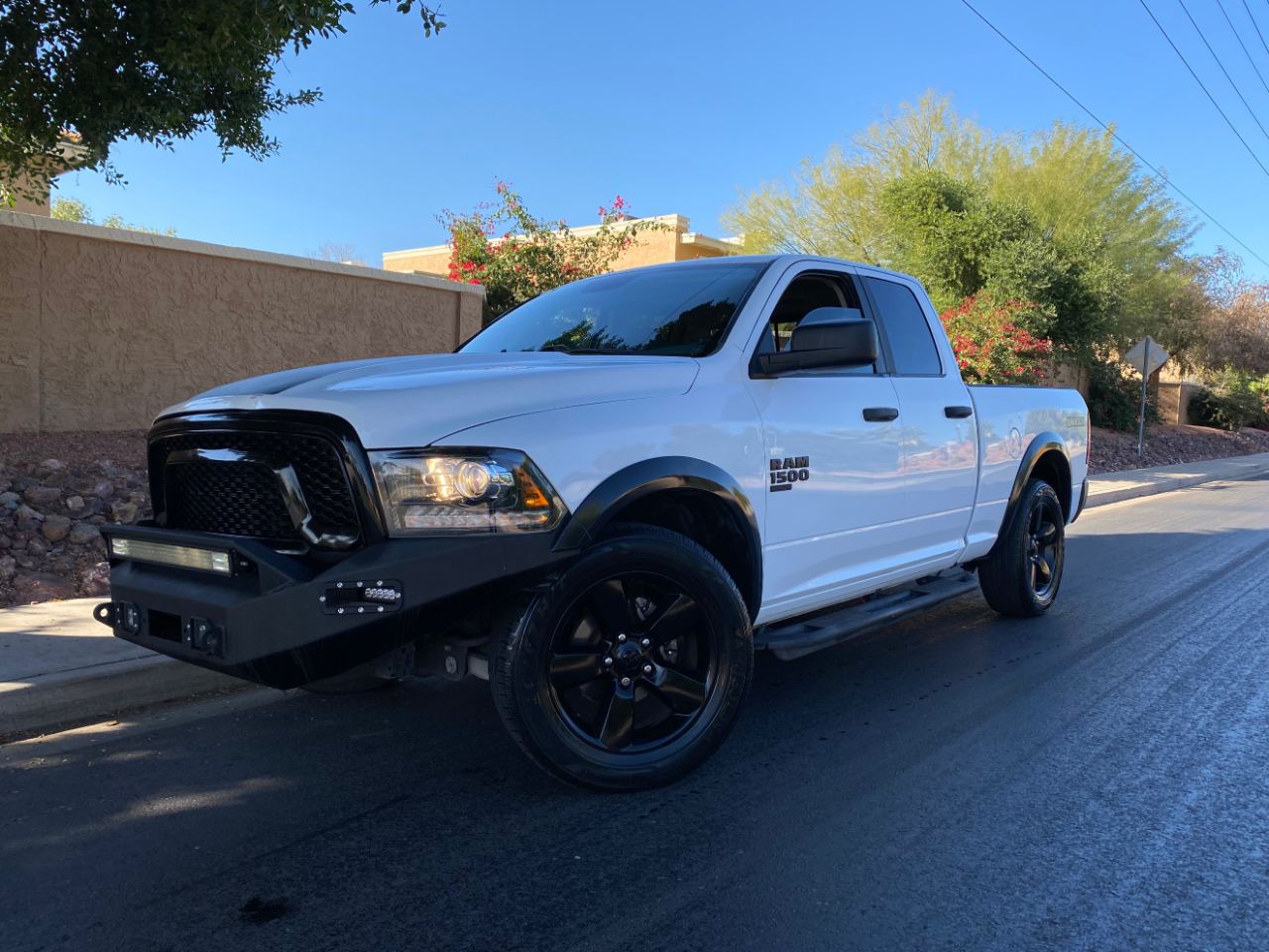 RAM 1500 Classic Warlock 4x2 Quad Cab 6'4" Box 2020
