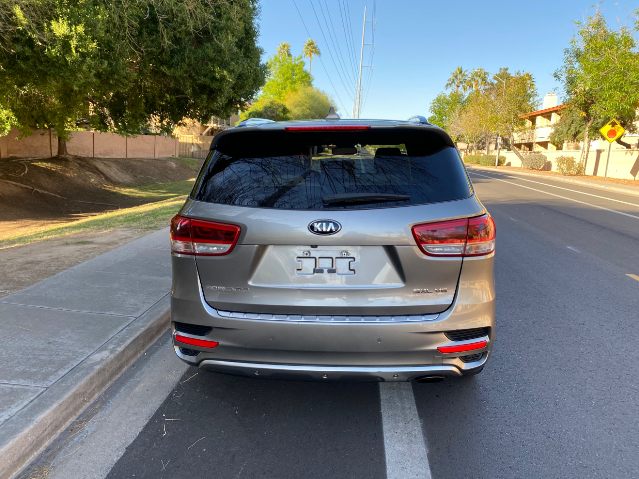Kia Sorento AWD 4dr 3.3L SXL 2016