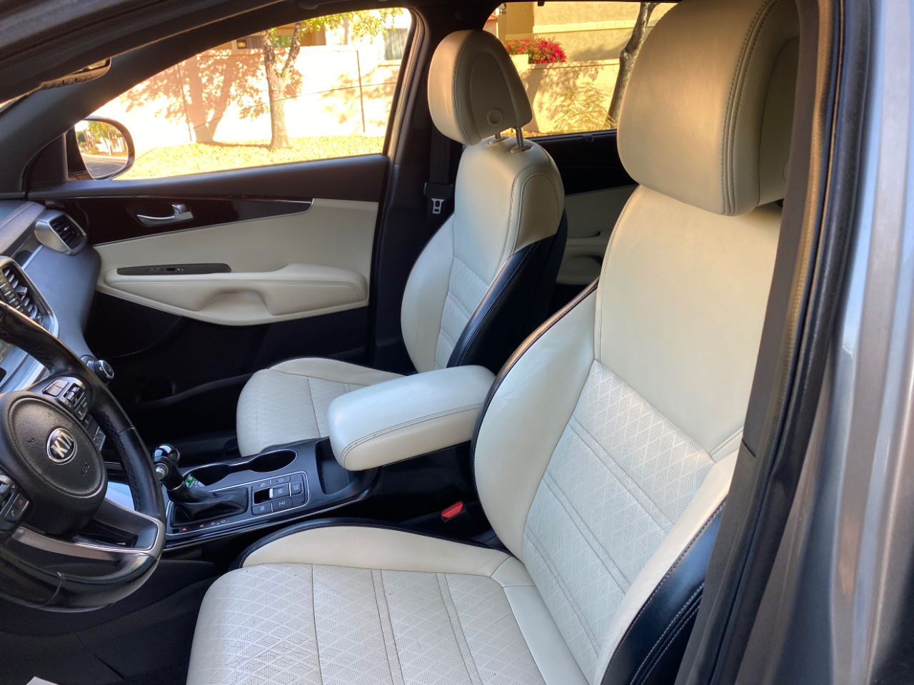 Kia Sorento AWD 4dr 3.3L SXL 2016