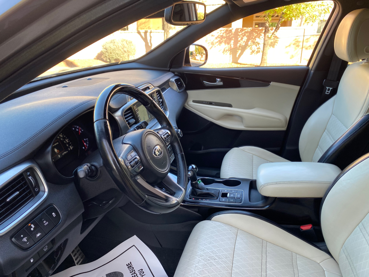 Kia Sorento AWD 4dr 3.3L SXL 2016