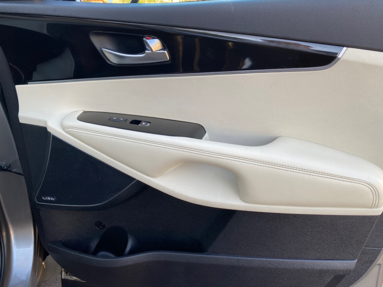 Kia Sorento AWD 4dr 3.3L SXL 2016