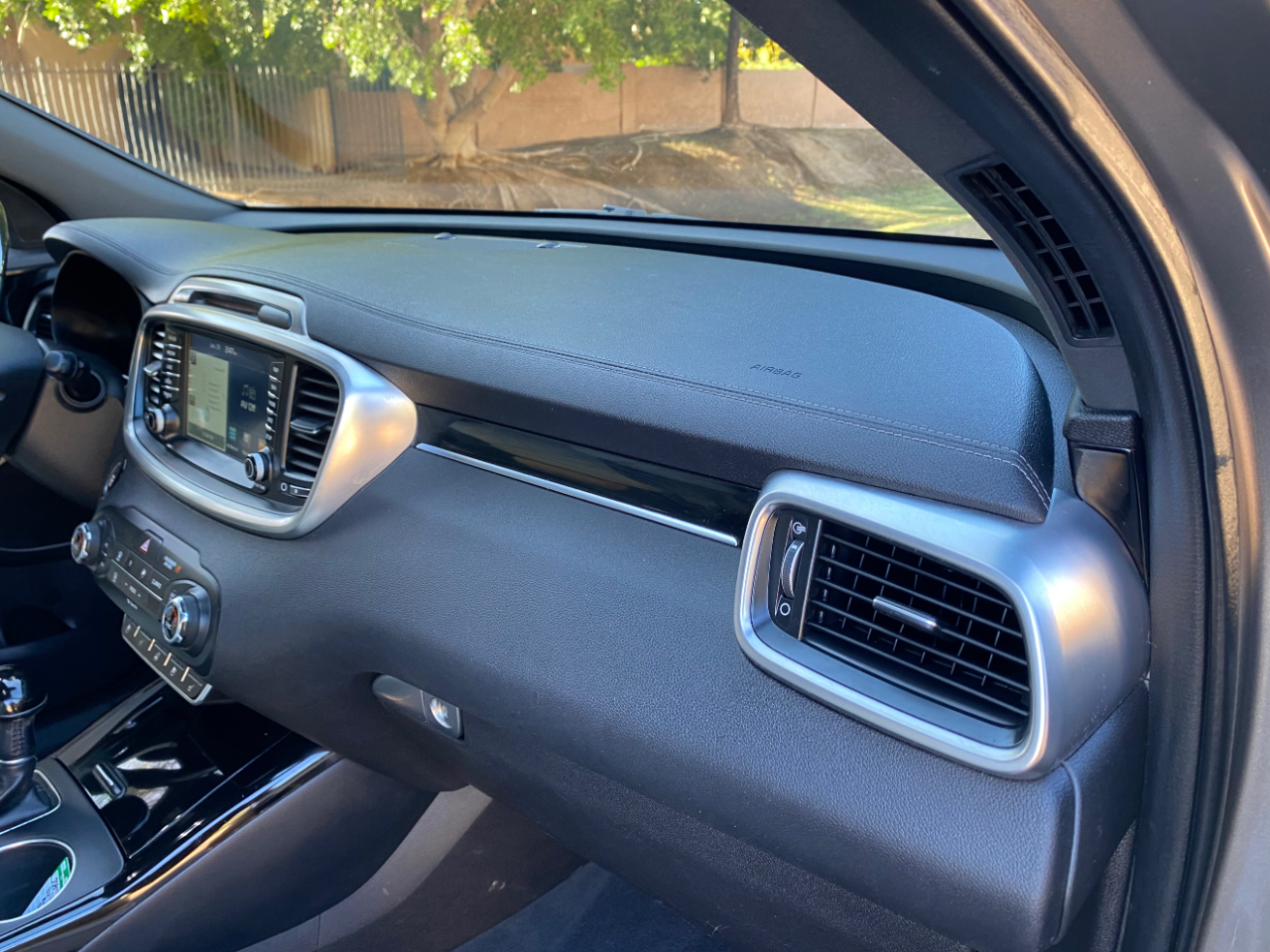 Kia Sorento AWD 4dr 3.3L SXL 2016