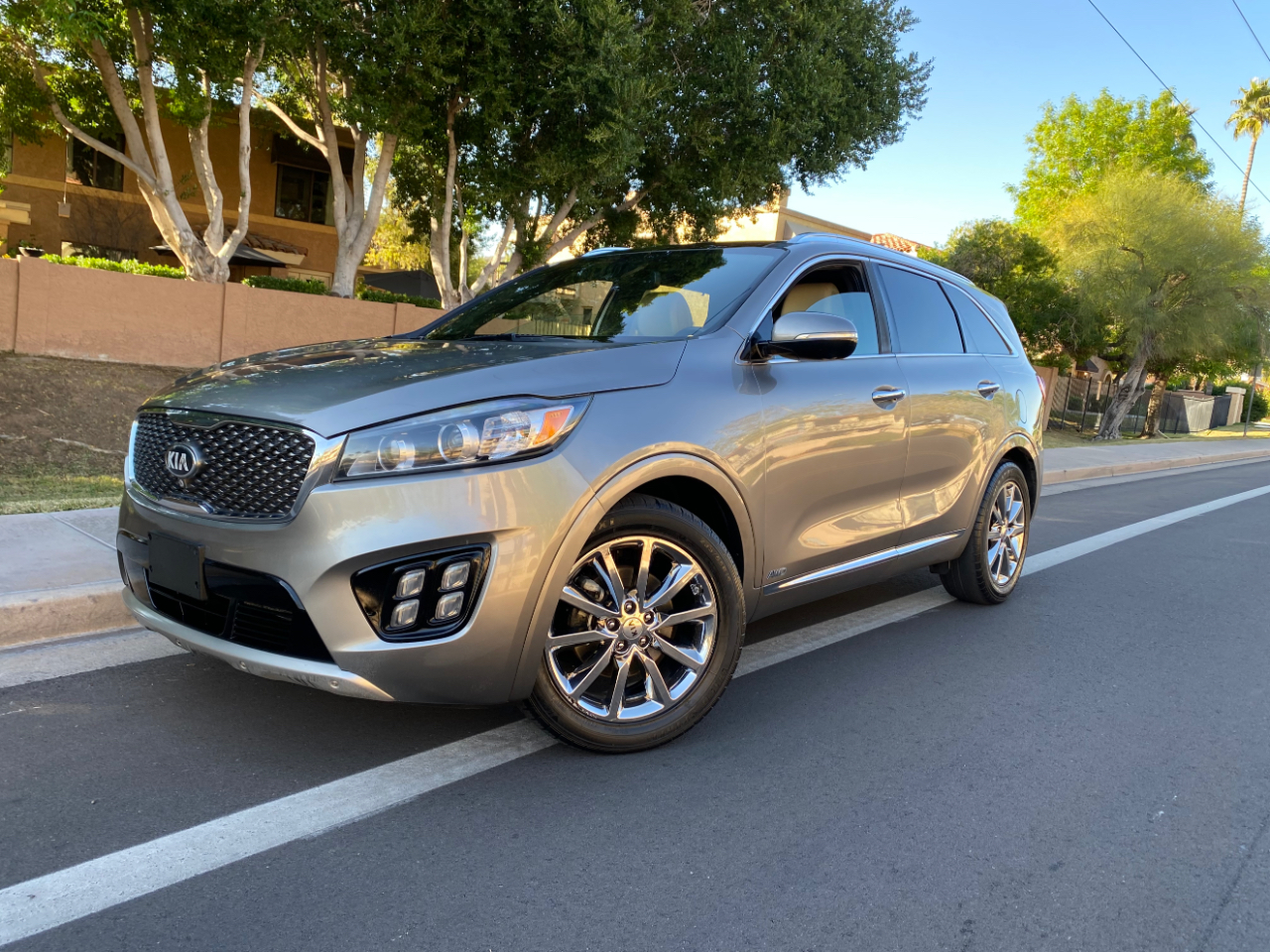 Kia Sorento AWD 4dr 3.3L SXL 2016