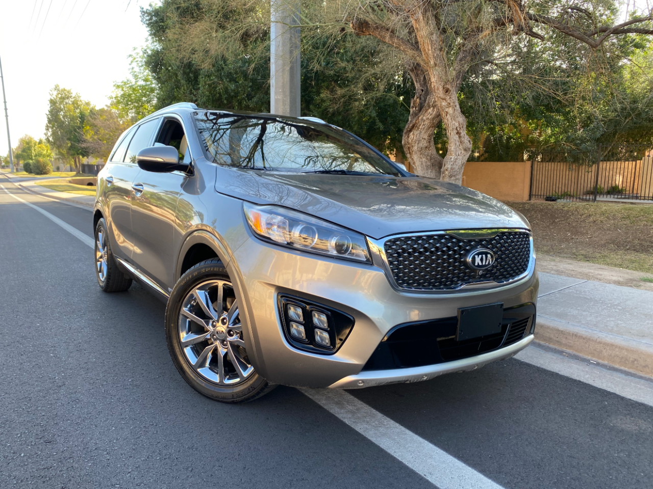 Kia Sorento AWD 4dr 3.3L SXL 2016
