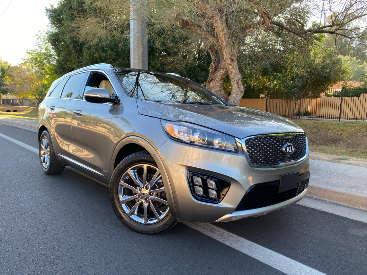 Kia Sorento AWD 4dr 3.3L SXL 2016