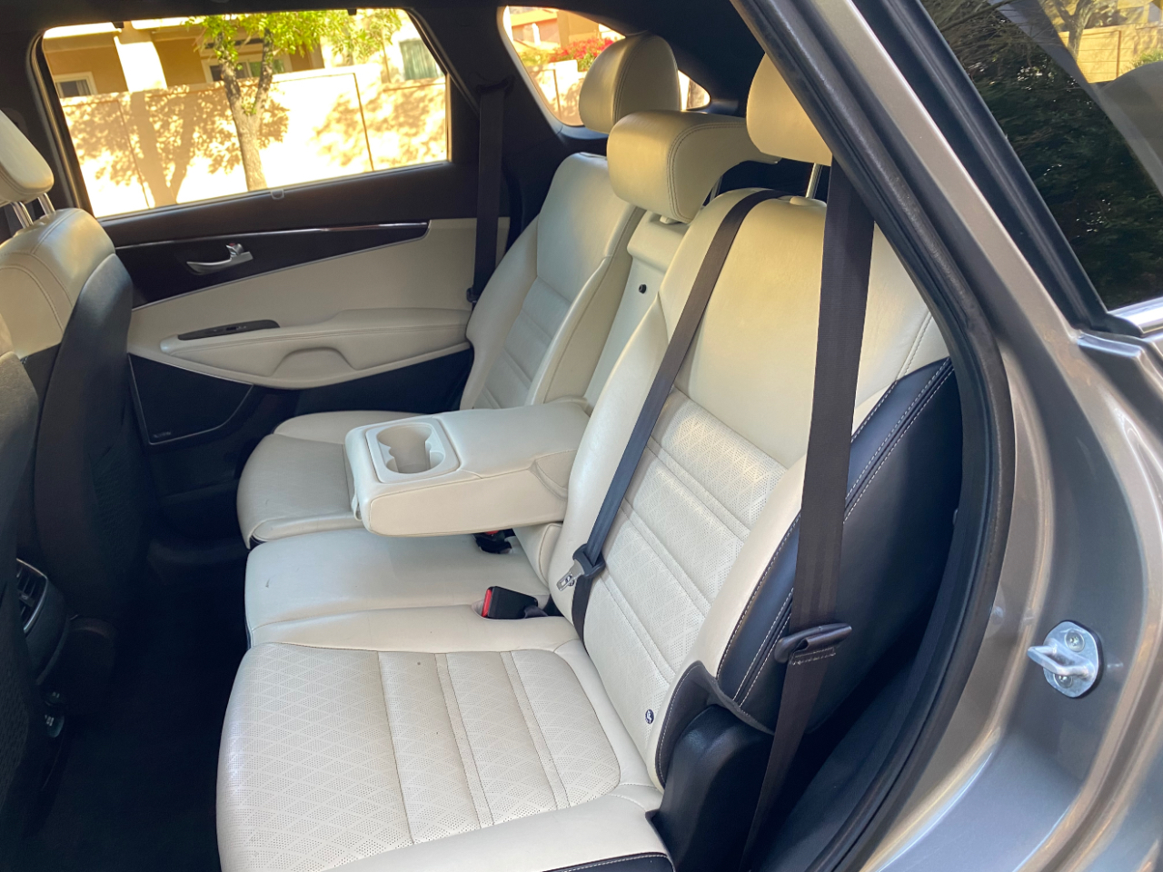 Kia Sorento AWD 4dr 3.3L SXL 2016