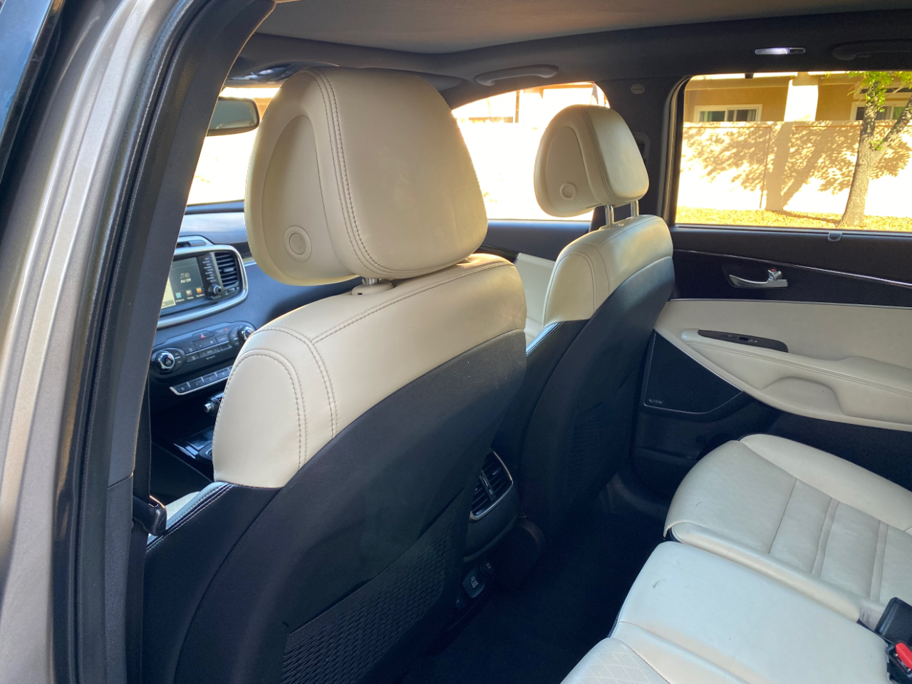 Kia Sorento AWD 4dr 3.3L SXL 2016