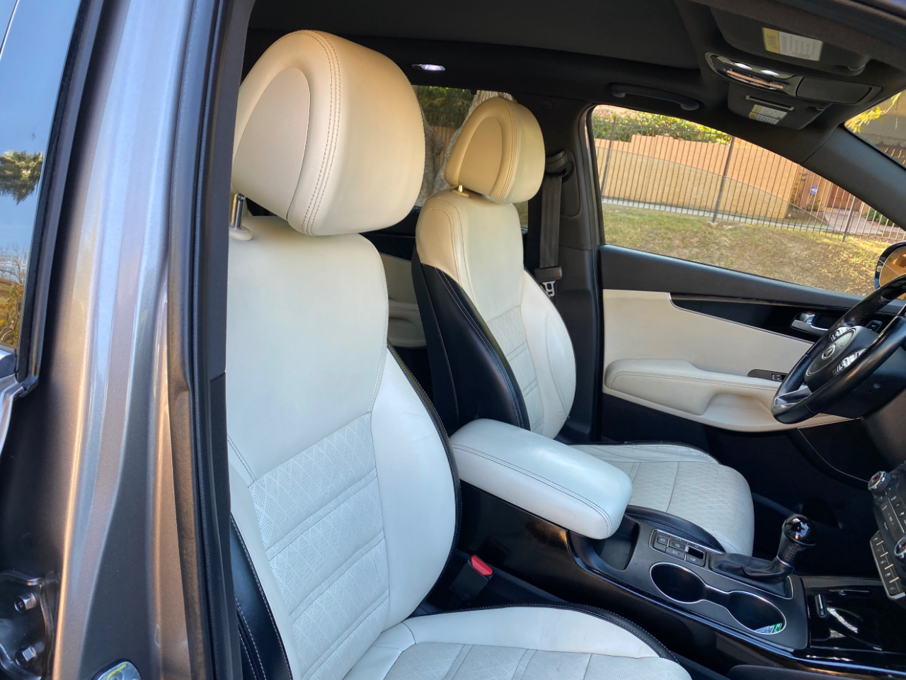 Kia Sorento AWD 4dr 3.3L SXL 2016