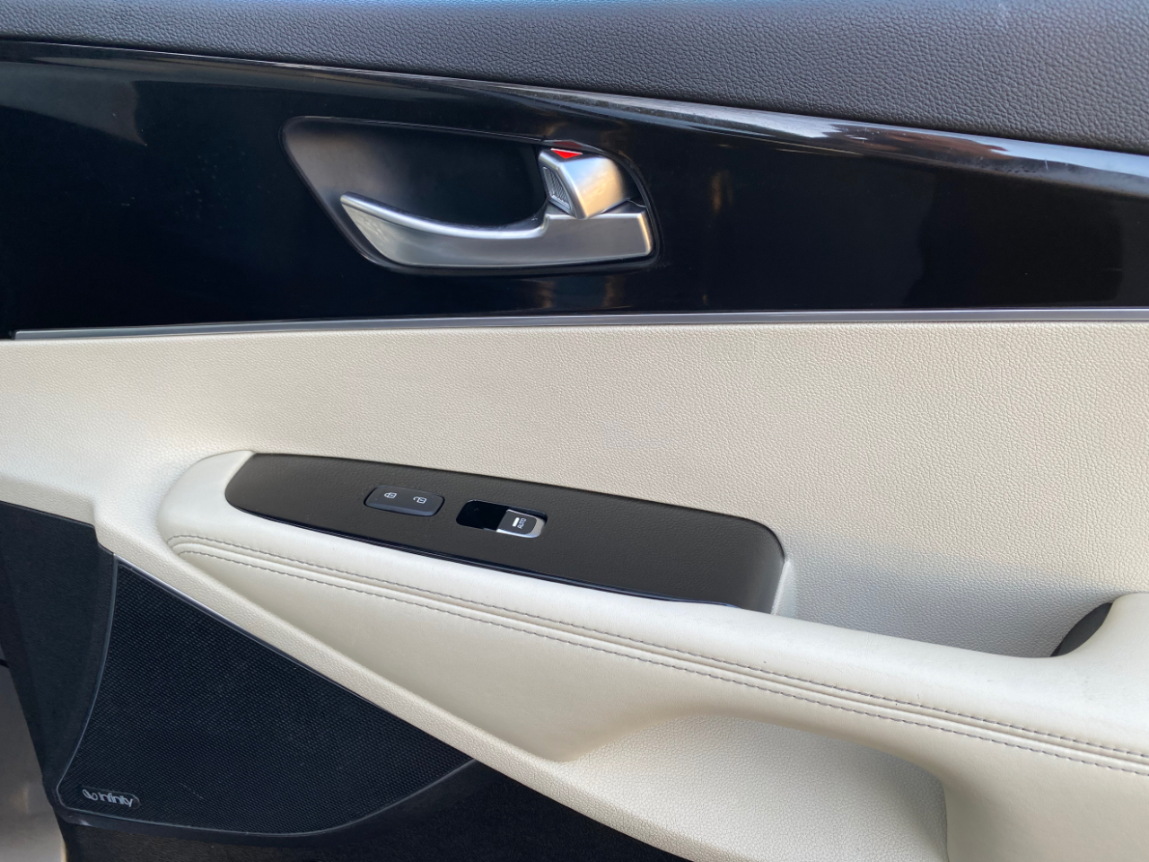 Kia Sorento AWD 4dr 3.3L SXL 2016