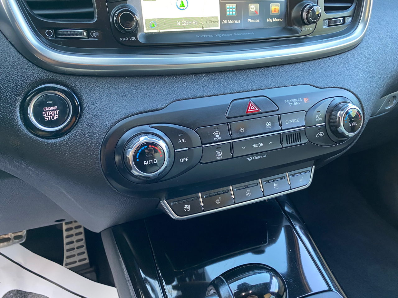 Kia Sorento AWD 4dr 3.3L SXL 2016