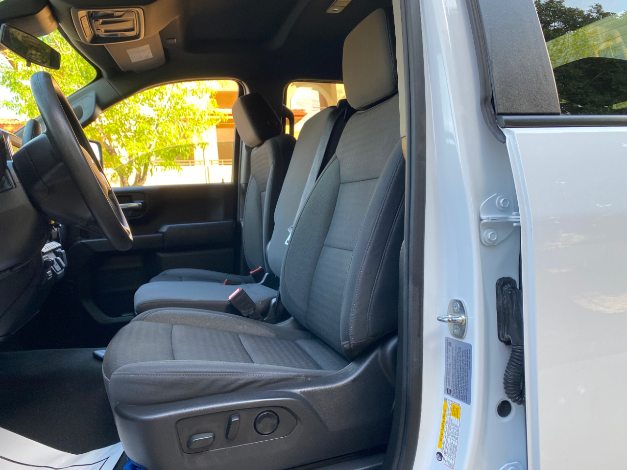 Chevrolet Silverado 2500HD 4WD Double Cab 149" Custom 2024