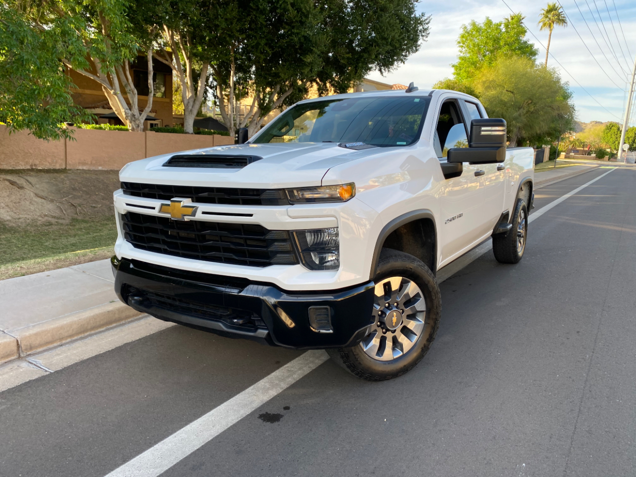 Chevrolet Silverado 2500HD 4WD Double Cab 149" Custom 2024