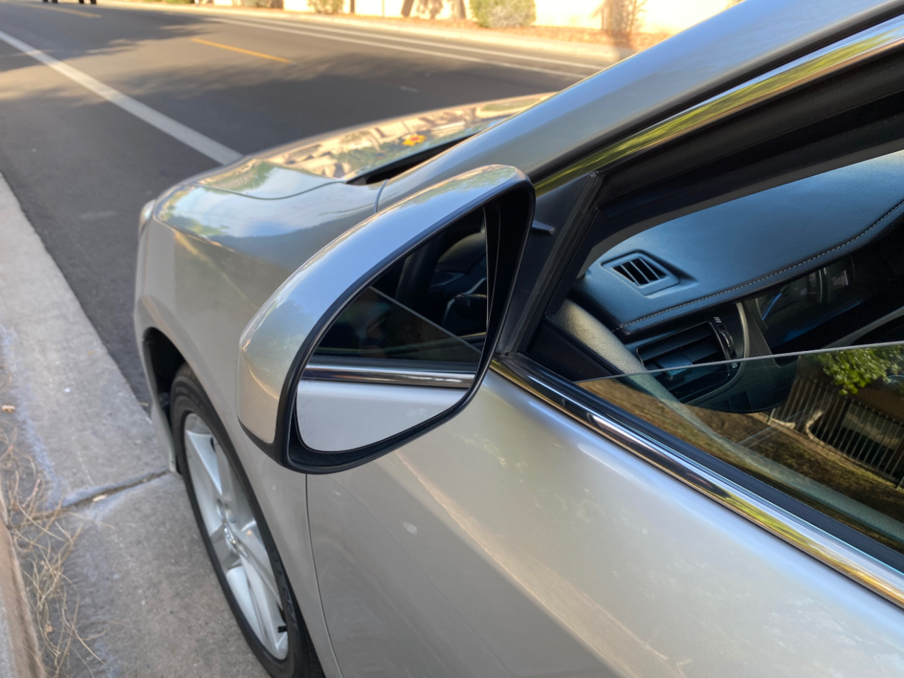 Toyota Camry 4dr Sdn I4 Auto SE Sport Limited Edition (Natl) 2012