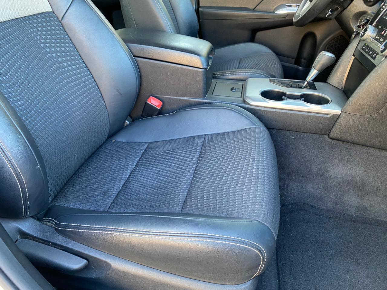 Toyota Camry 4dr Sdn I4 Auto SE Sport Limited Edition (Natl) 2012