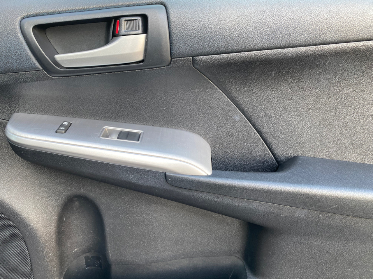 Toyota Camry 4dr Sdn I4 Auto SE Sport Limited Edition (Natl) 2012