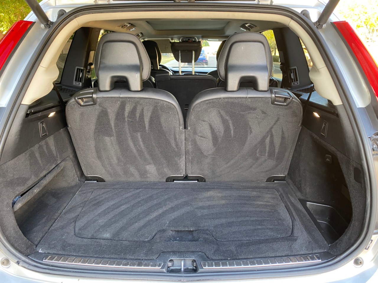 Volvo XC90 T5 FWD 7-Passenger Momentum 2018