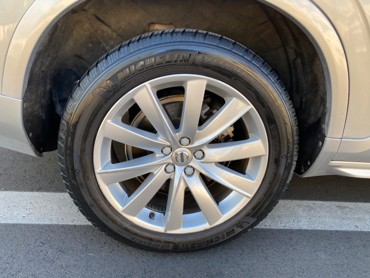 Volvo XC90 T5 FWD 7-Passenger Momentum 2018